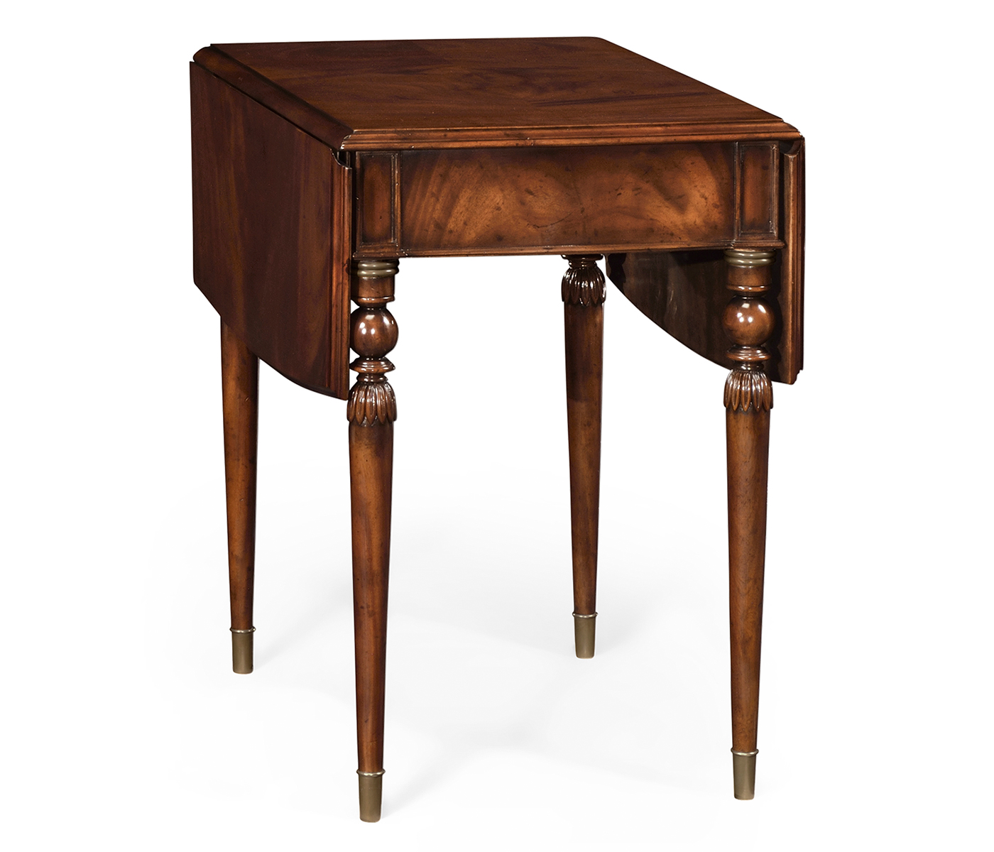 Pembroke table in antique mahogany