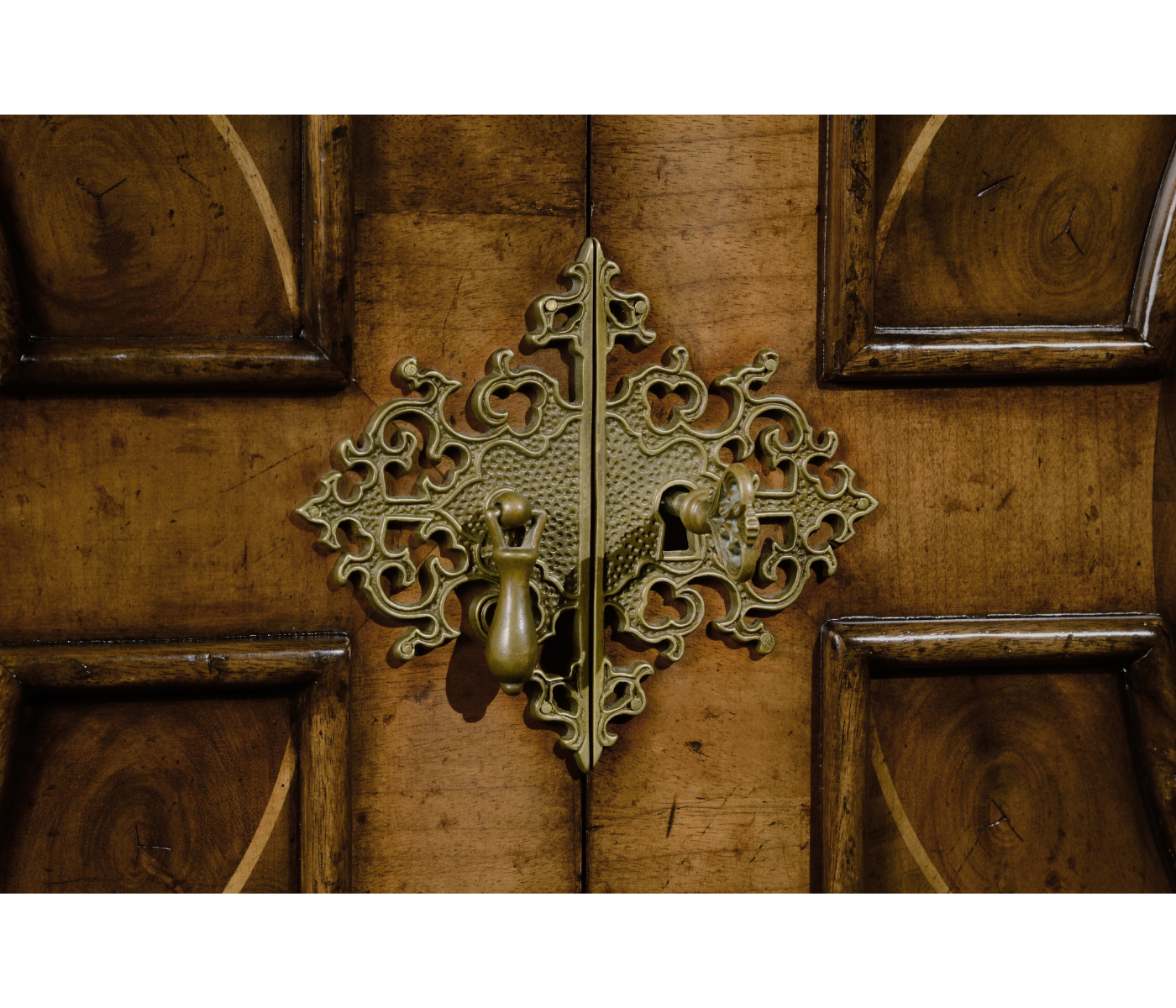 William & Mary Walnut & Oyster TV Cabinet