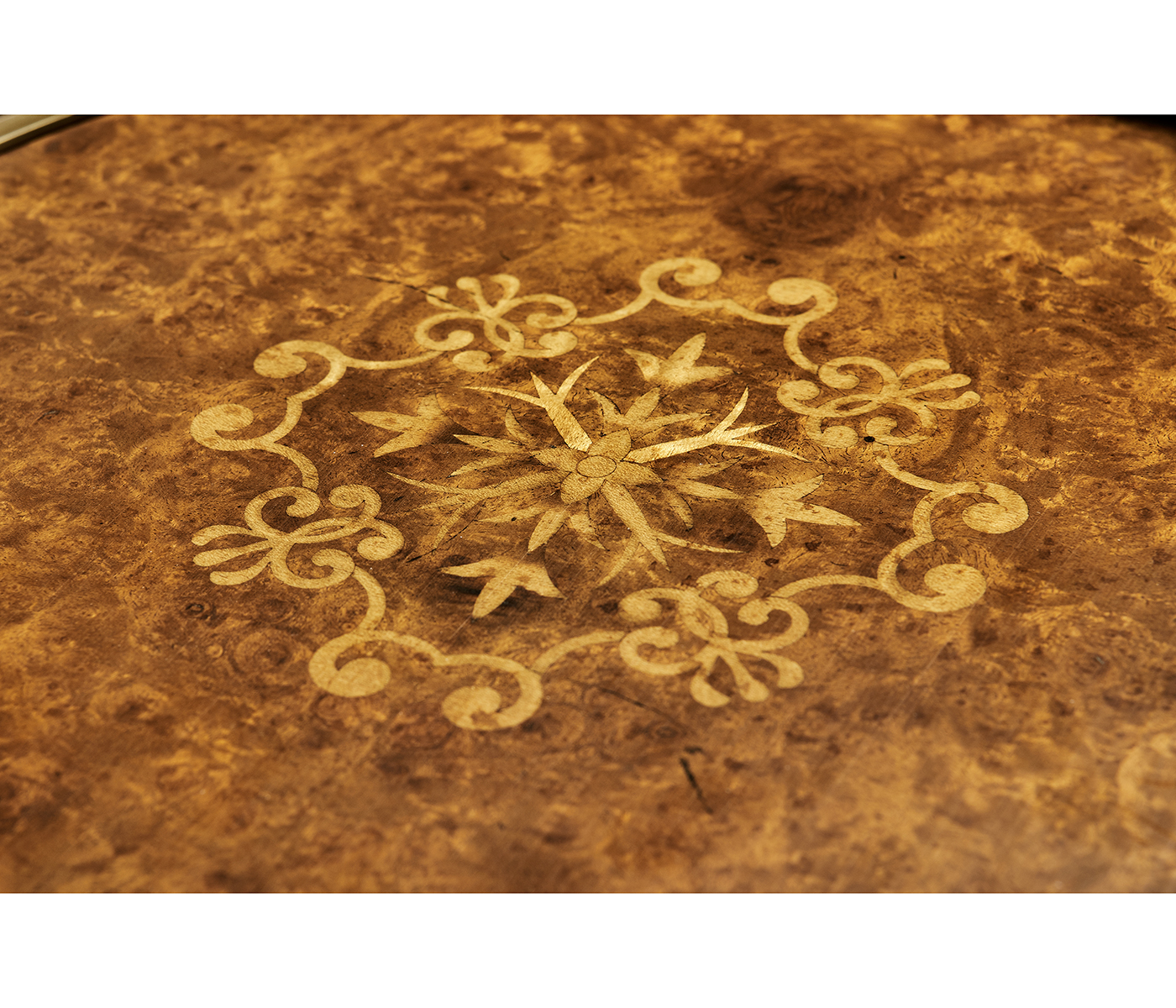 Large Circular Seaweed Marquetry Tray