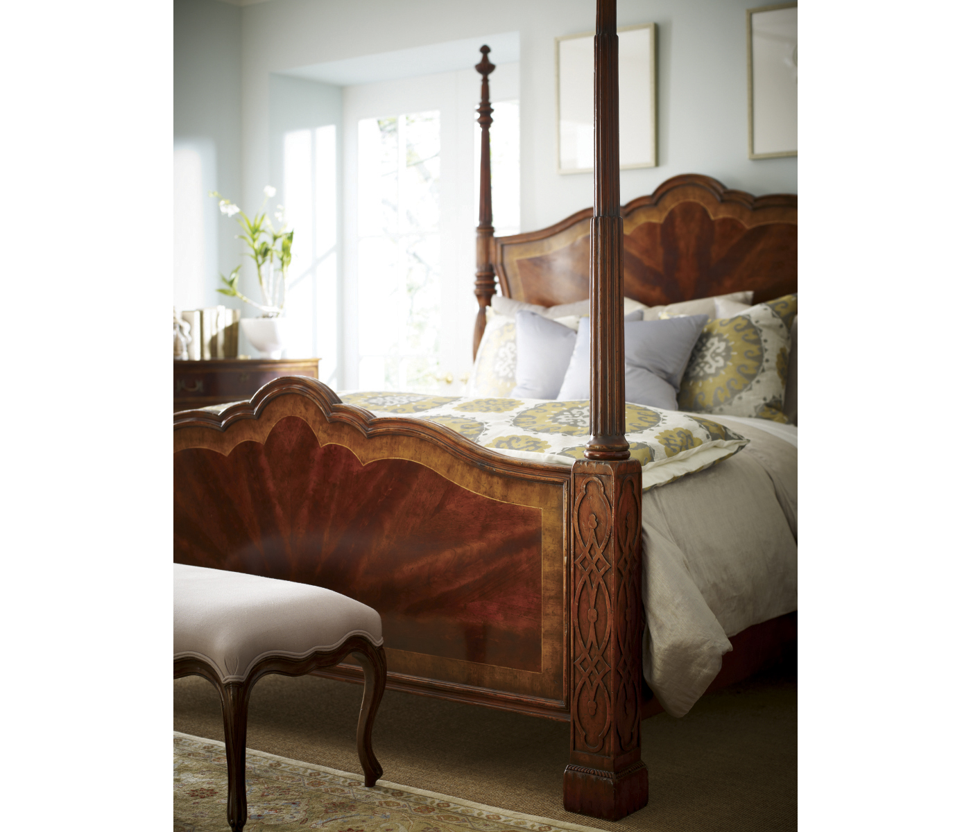Four Poster Mahogany UK Queen Bed