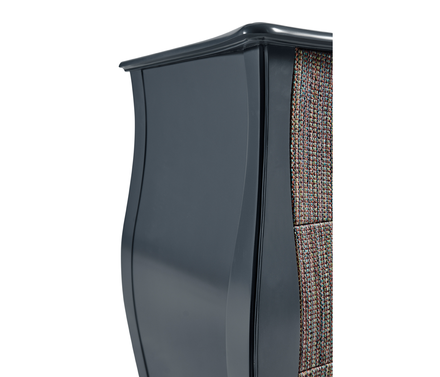 Excitation Linen Bombay Chest