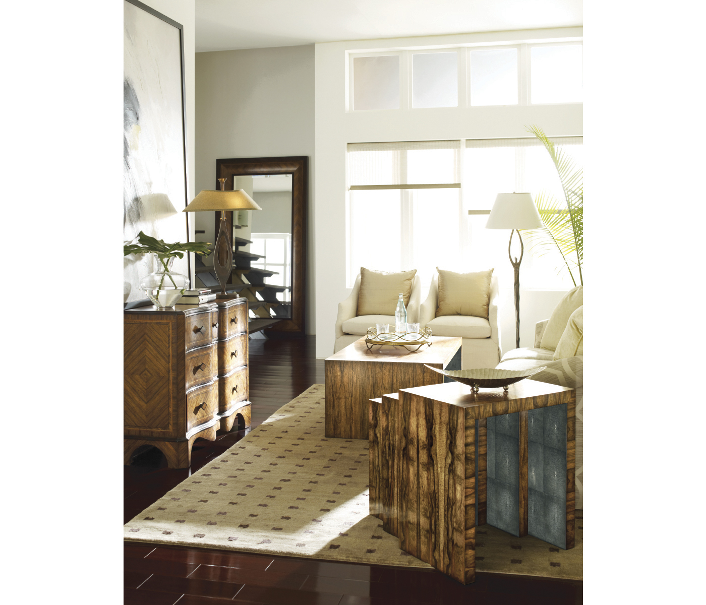 Églomisé & Gilded Circular Tray