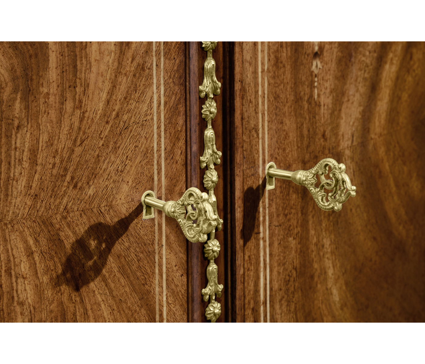 Sheraton Style Bowfront Light Walnut Commode