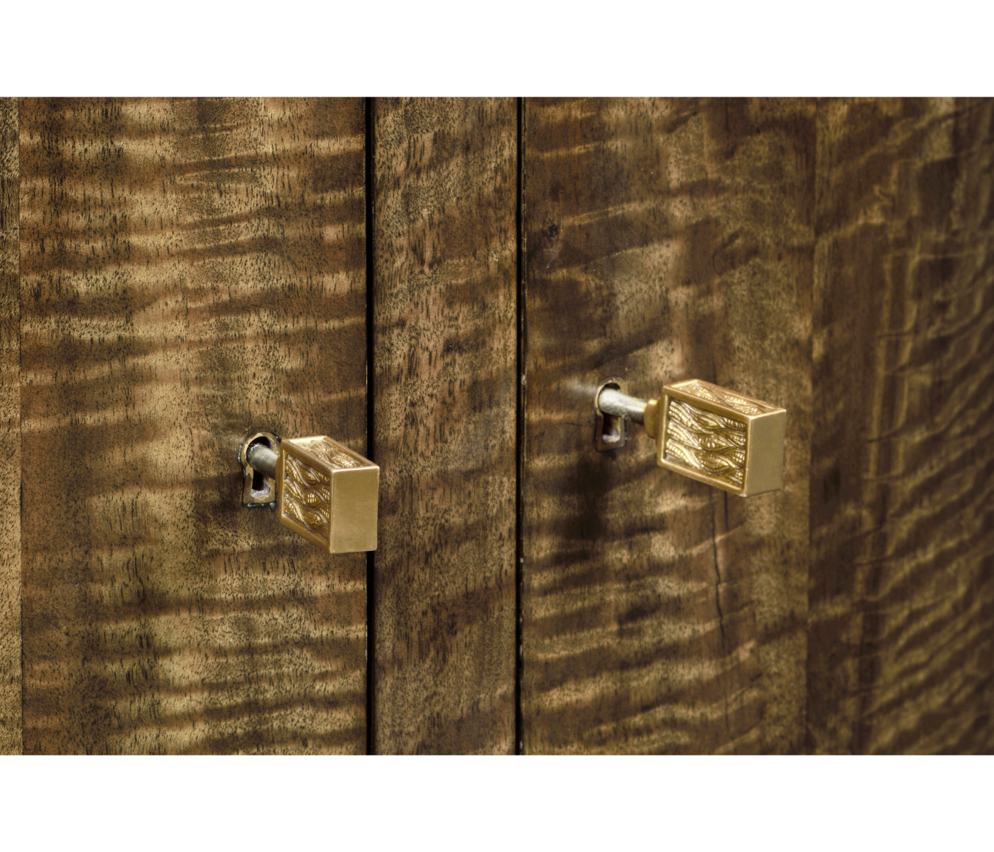 Coffee Bean Eucalyptus Commode Table