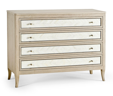 Berm Bachelors Chest